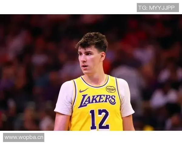 詹姆斯妙传 拉拉维亚三分应声入网